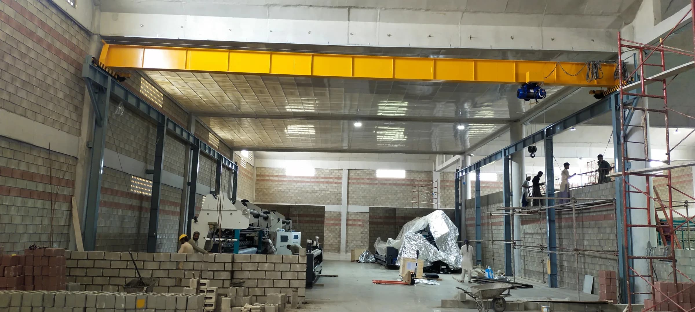 Steel gantry completion
