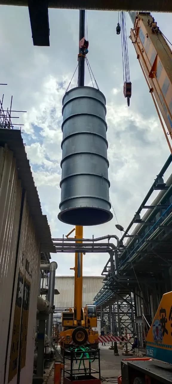 Industrial gas turbine chimney